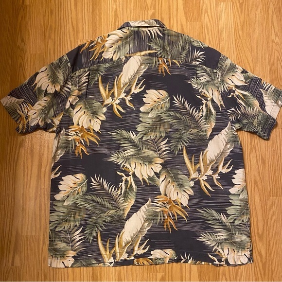 Tommy Bahama Grey Hawaiian Floral Silk Button Front Shirt - Picture 3 of 3